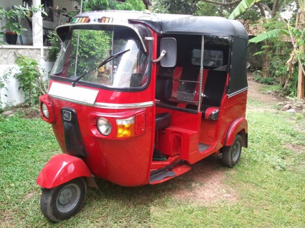 BAJAJ 205